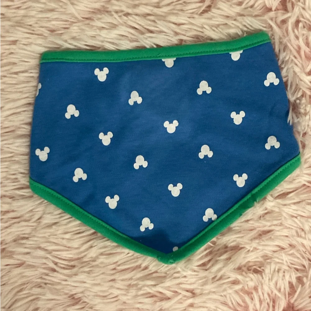 Mickey Mouse Bibs (6 pack)